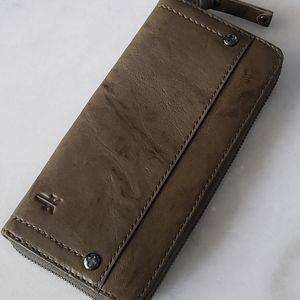 Frye Demi Zip Wallet